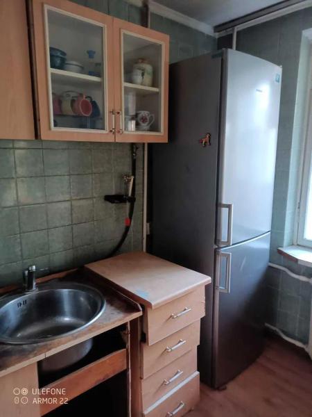 Продам 2-кімнатну квартиру