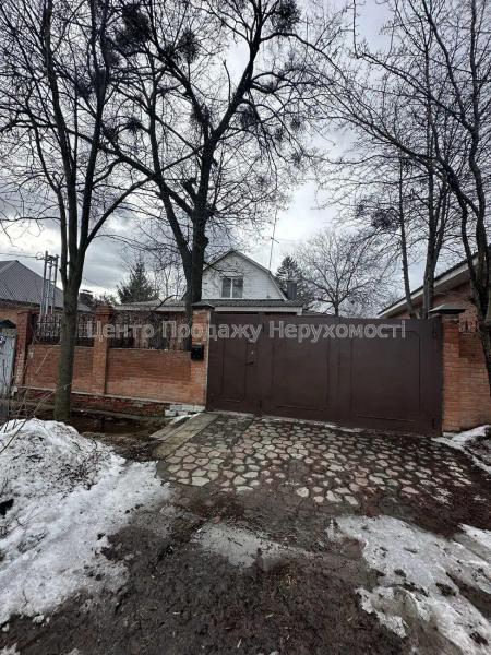 Продам 2-этажный дом