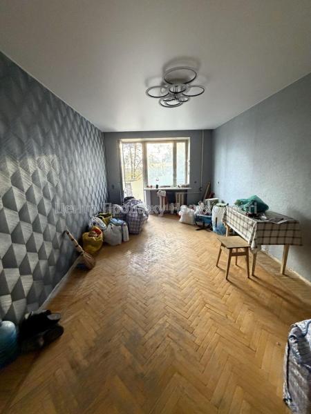Продам 2-кімнатну квартиру
