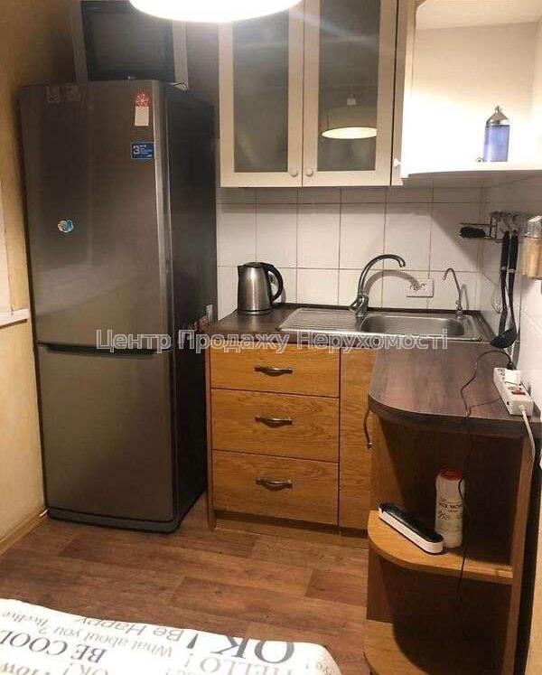 Фото У продажу 1 кімнатна квартира, метро Олексіївська3