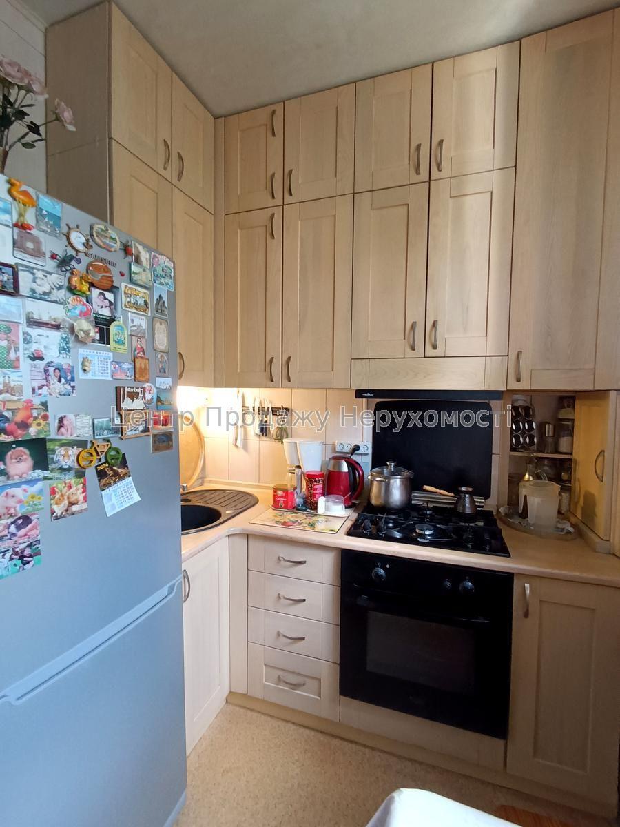 Фото Продам 3к квартиру в центрі, сталінка, м. Держпром Q81