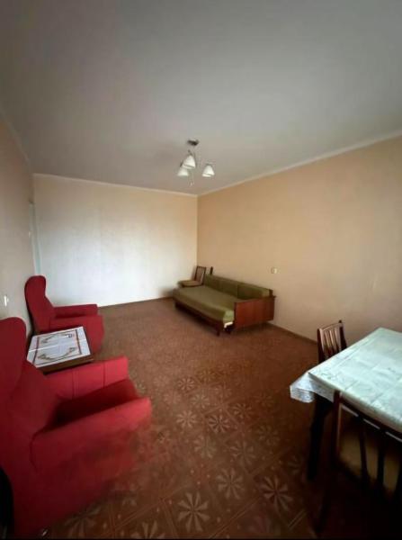 Продам 3-кімнатну квартиру