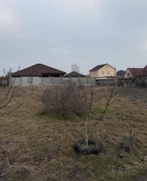 Продам ділянку під забудову житлової нерухомості