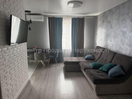 Продам 2-комнатную квартиру