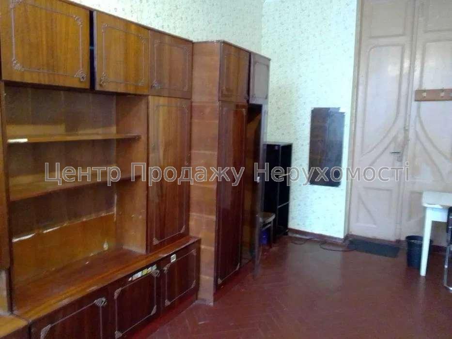 Фото Продам 4к квартиру під ремонт6