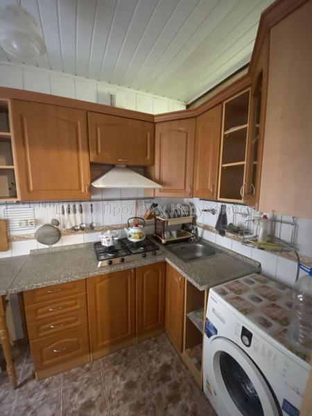 Продам 2-кімнатну квартиру