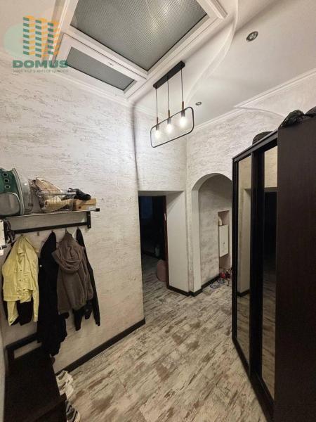 Продам 2-кімнатну квартиру