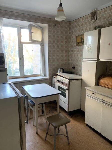 Продам 2-кімнатну квартиру