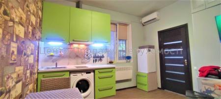 Продам квартиру-студію