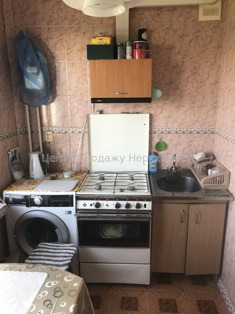 Фото Продаж квартири 3 кімнатна,  Харків1