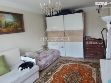 Продам 2-кімнатну квартиру