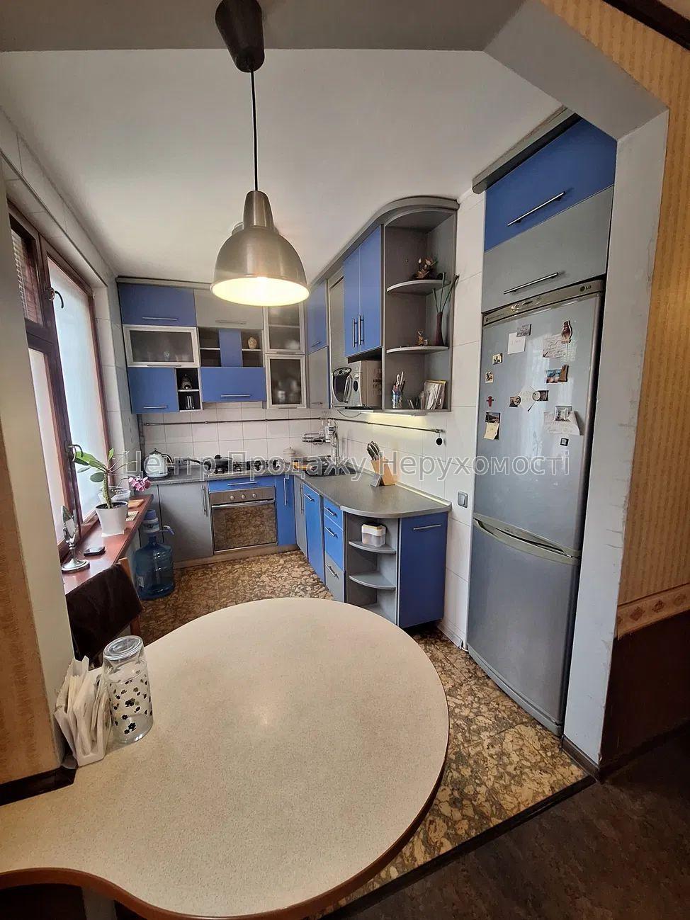 Фото Продаж 3-кімнатної квартири, Харків. Салтівка3