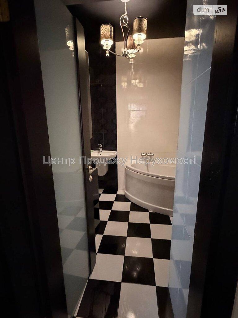 Фото Продам 2к квартиру, м. Перемоги16