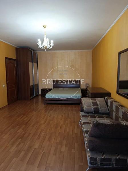 Продам 2-кімнатну квартиру