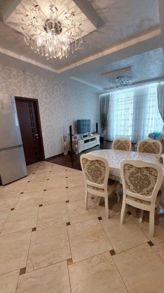 Продам 4-кімнатну квартиру в новобудові, ЖК «Панорама»
