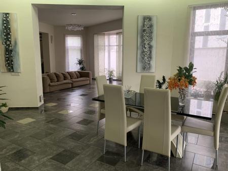 Продам 2-поверховий будинок