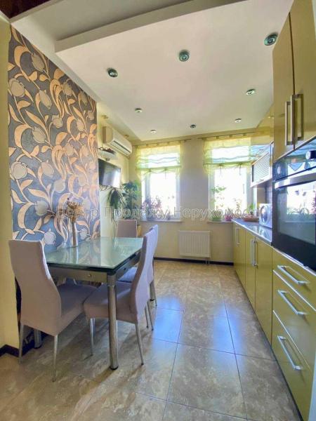 Продам 3-комнатную квартиру