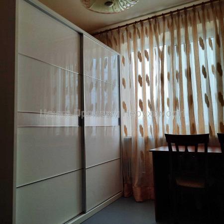 Продам 2-кімнатну квартиру