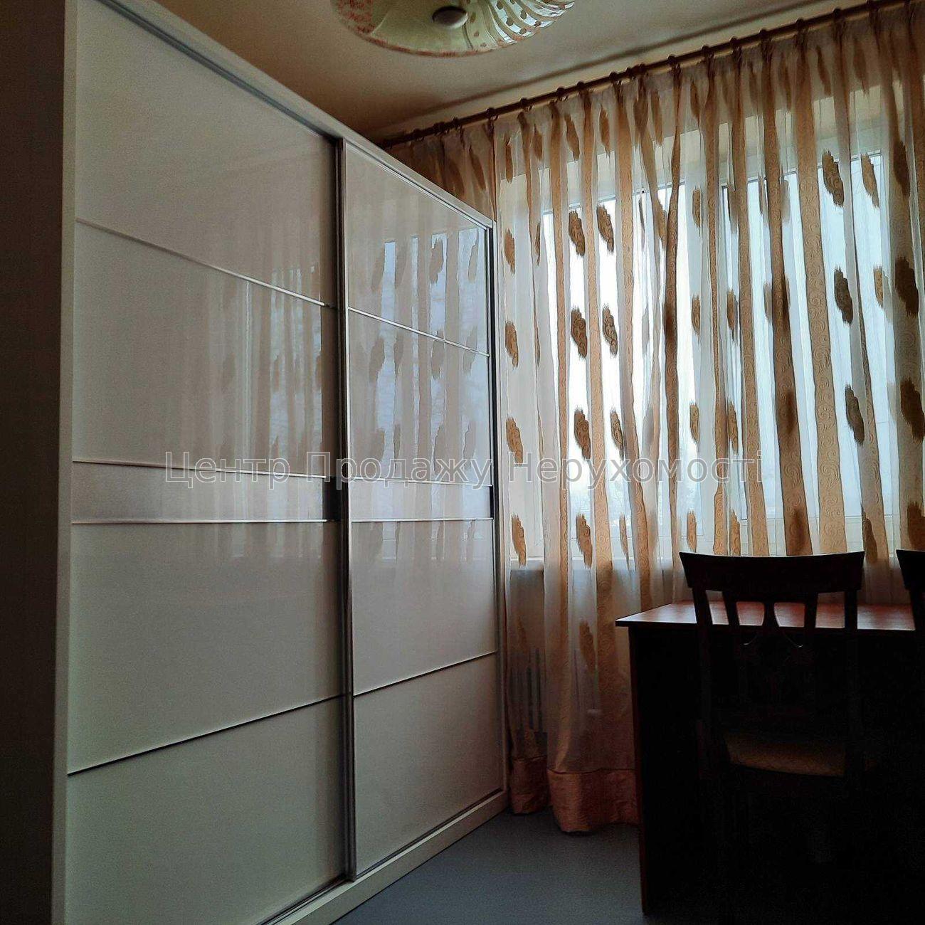 Фото Продам 2-к квартиру, метро Салтівська3