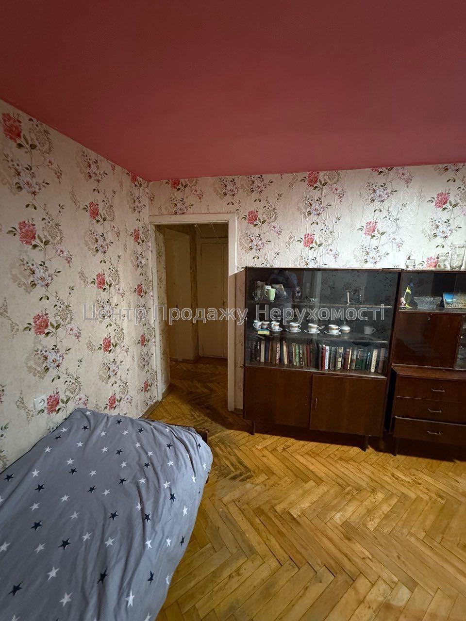 Фото Продам 3-кімнатну біля Голосіївський парк та озеро ІВ13