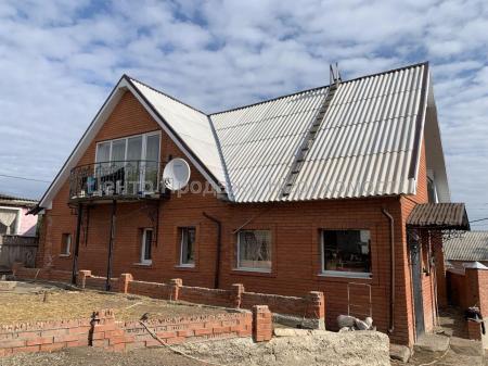 Продам 2-поверховий будинок