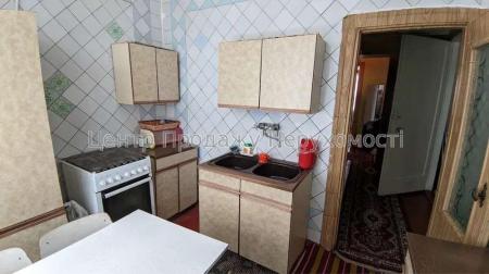 Продам 3-комнатную квартиру