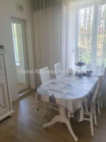 Продам 3-кімнатну квартиру