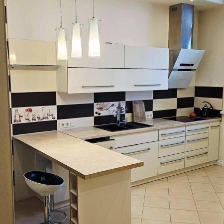 Продам 3-комнатную квартиру