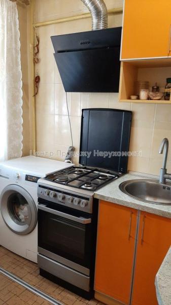 Продам 2-кімнатну квартиру