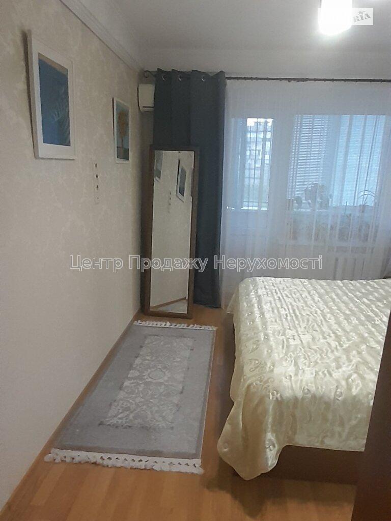 Фото Продаж квартири12