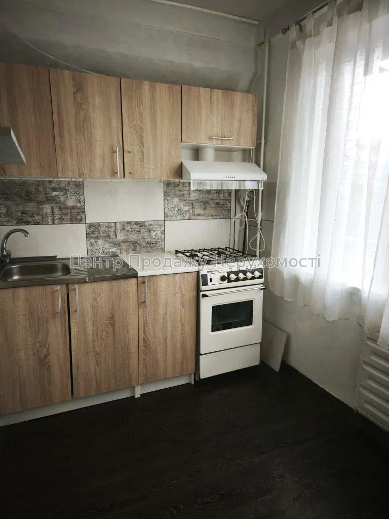 Фото Продам 1-кімнатну квартиру біля метро Мінська3