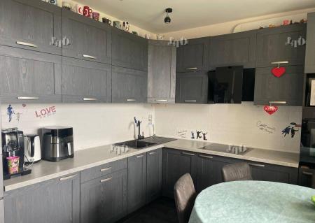 Продам 3-комнатную квартиру, ЖК Чайка
