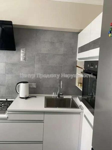 Продам 2-комнатную квартиру