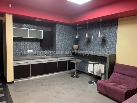 Продам офісне приміщення