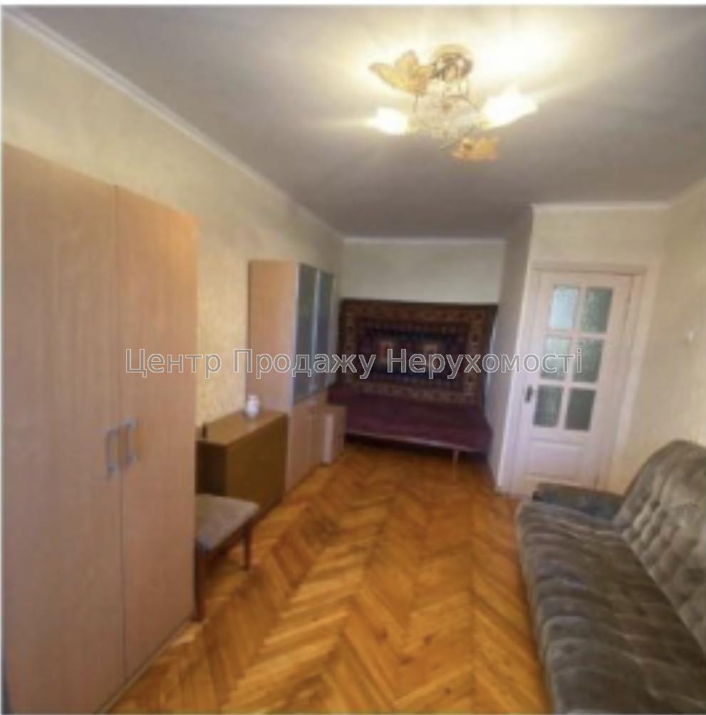 Фото Продам 2-к квартиру з ремонтом, Познанська3