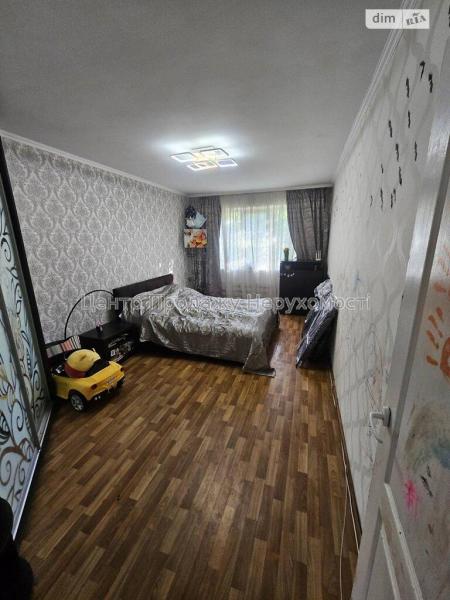 Продам 2-кімнатну квартиру