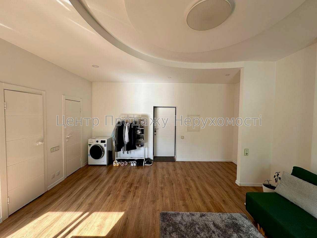 Фото Продаж 2-кімн. квартири у Києві5