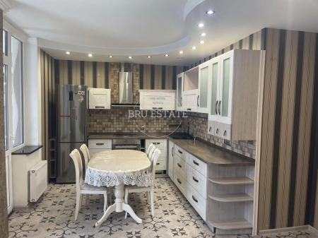 Продам 3-комнатную квартиру