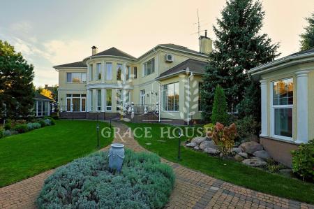 Продам 2-поверховий будинок