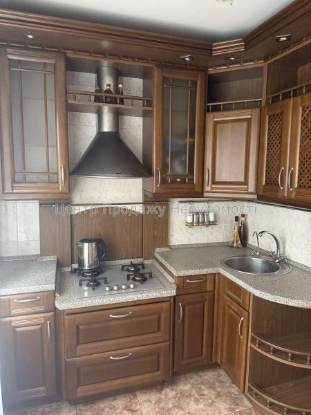 Продам 3-комнатную квартиру