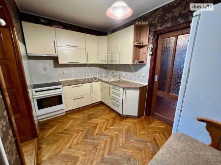 Продам 3-кімнатну квартиру