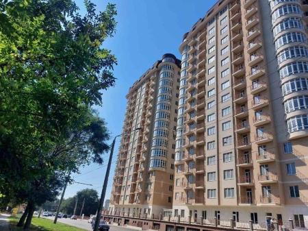 Продам 2-комнатную квартиру в новостройке, ЖК «Поющий фонтан»