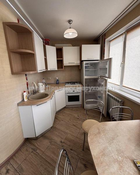 Продам 3-кімнатну квартиру