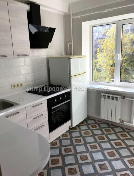 Продам 2-кімнатну квартиру