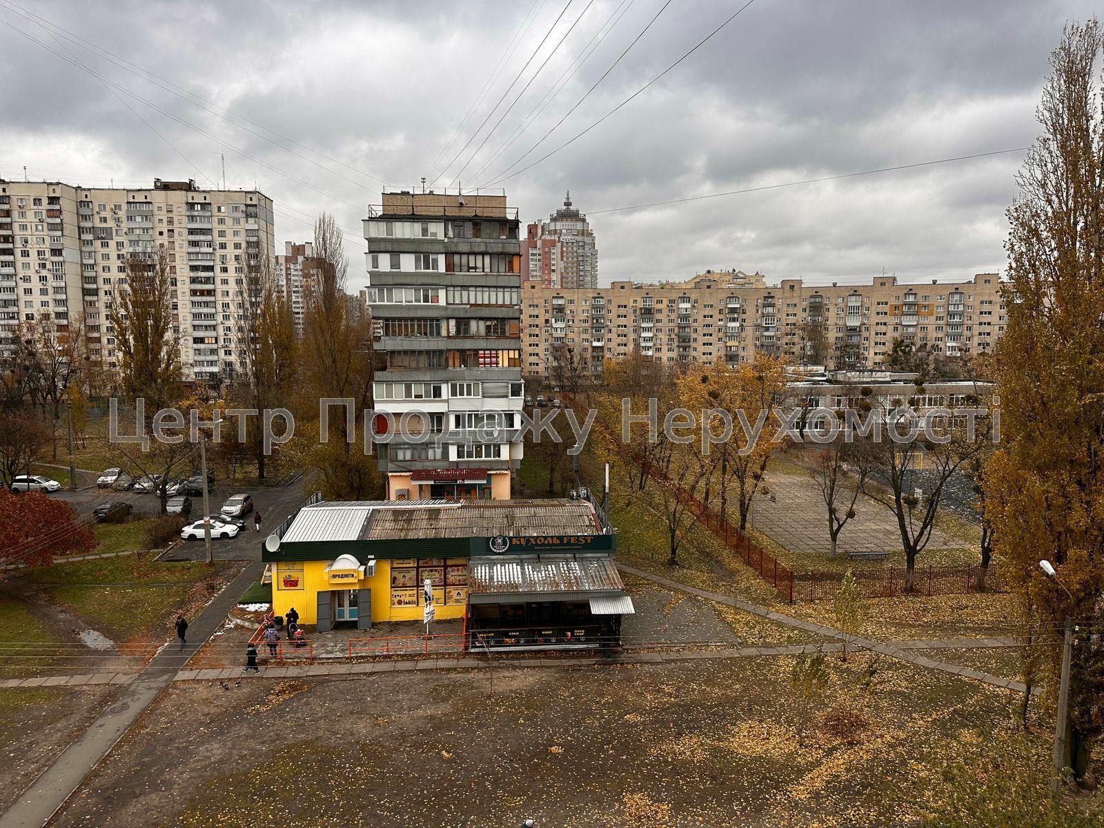 Фото Пропонується на продаж квартира8