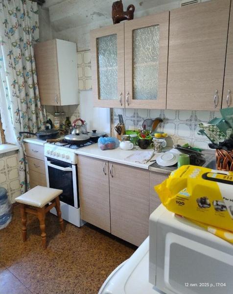 Продам 2-кімнатну квартиру