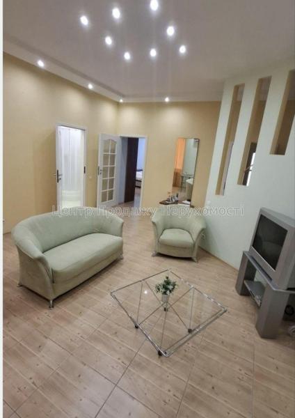 Продам 3-кімнатну квартиру