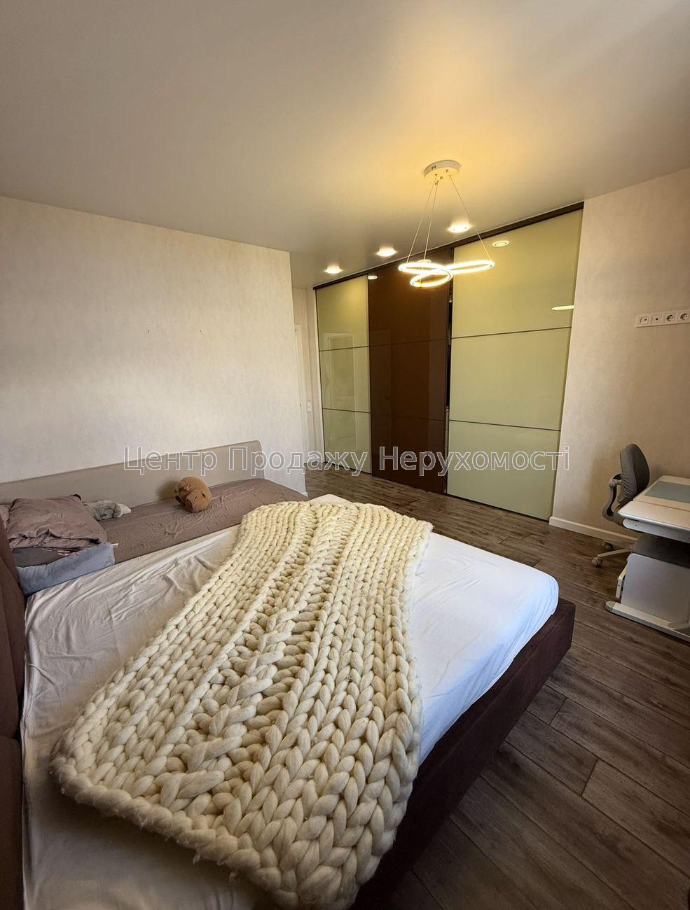 Фото Продаж квартири13