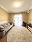 Продам 2-кімнатну квартиру, 70.20 м², євроремонт