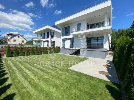 Здам 3-поверховий будинок